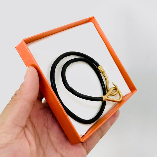 Hermes Black GHW Jumbo H Leather Clasp Bracelet Bangle