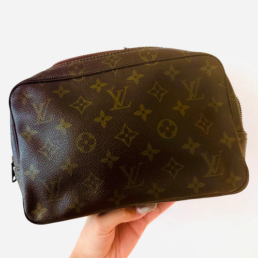 Louis Vuitton LV Monogram Logo GHW Trousse 28 Pouch Case Clutch
