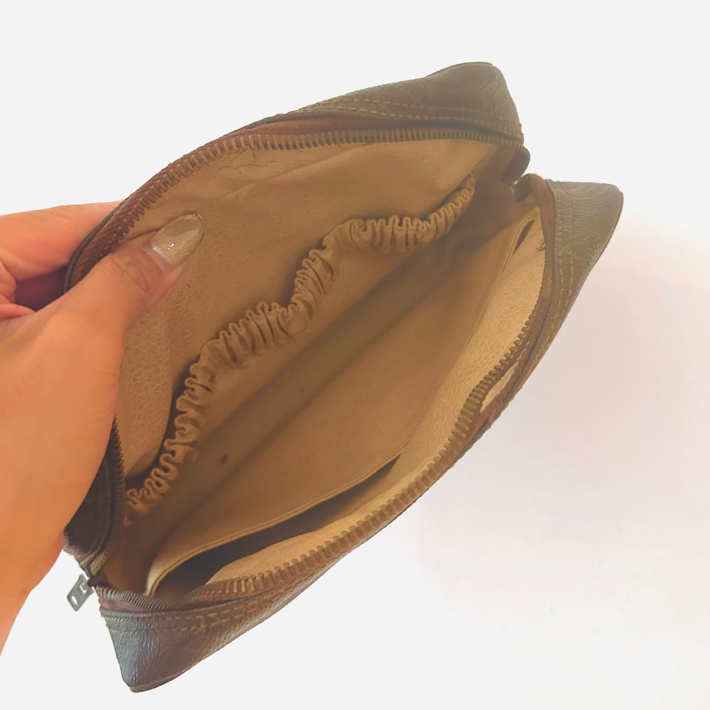 Louis Vuitton LV Monogram Logo GHW Trousse 28 Pouch Case Clutch