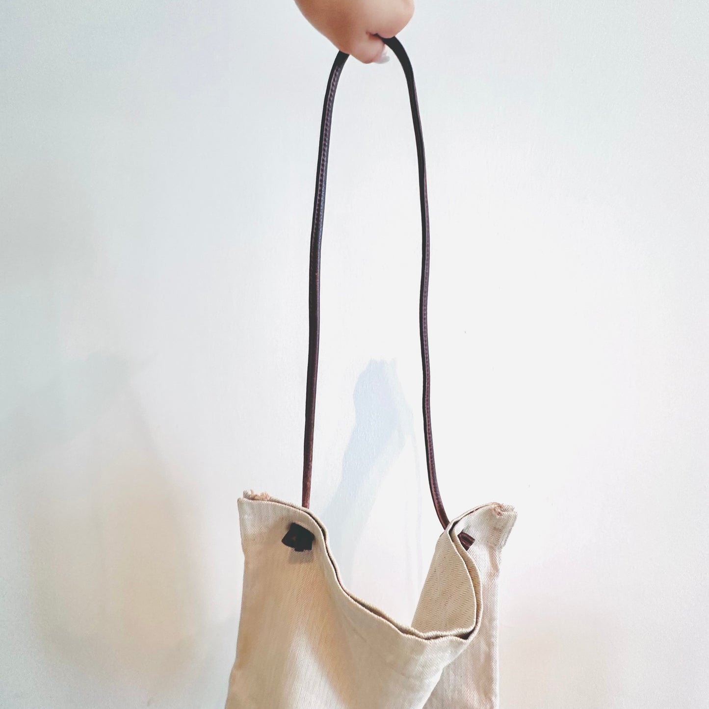 Hermes Aline White Toile & Gold Leather Sellier Grooming Monogram Logo Shoulder Sling Bag