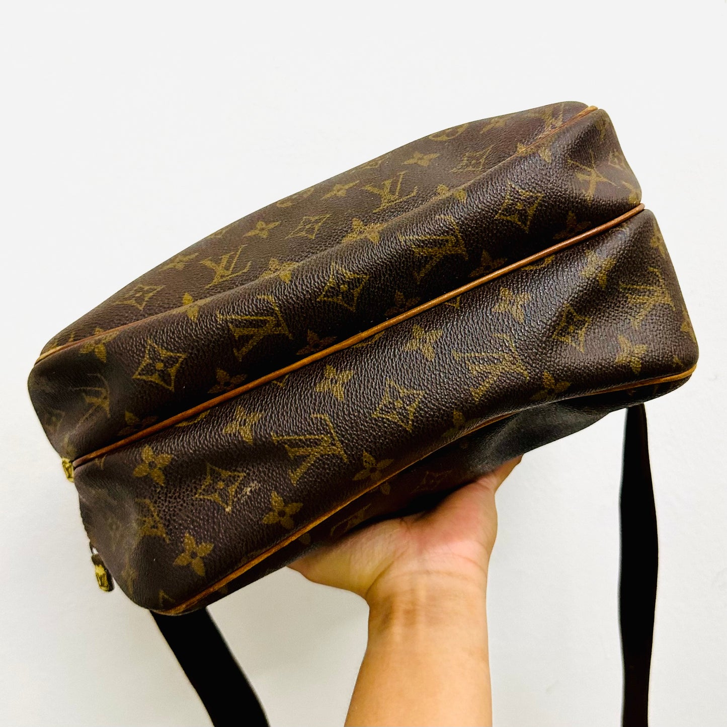 Louis Vuitton LV Reporter Monogram Logo GHW Messenger Zip Shoulder Sling Bag