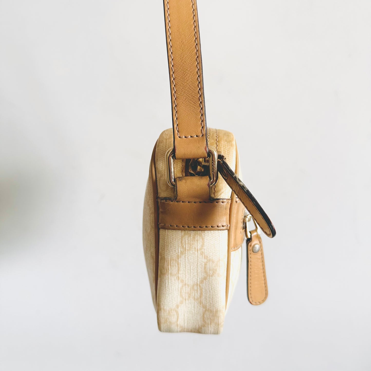 Gucci Cream Beige GHW GG Monogram Logo Small Camera Shoulder Sling Bag