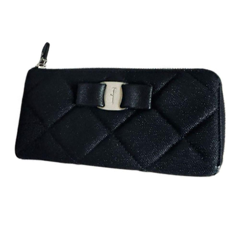 Ferragamo Vara Bow Black Zippy Long Wallet