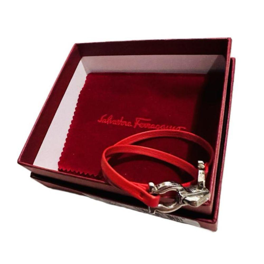 (Up to 16cm) Salvatore Ferragamo Red Leather Double Tour Bracelet